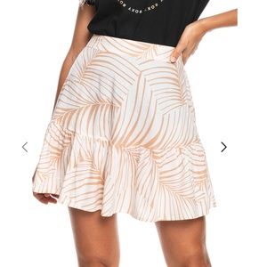 NWT Roxy Creative Moon Skirt